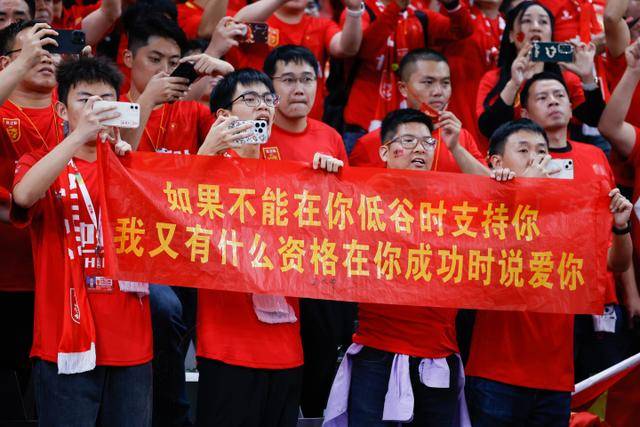 人生逆转！陈国豪特训后成为球队核心，徐昕被冷落